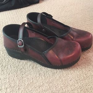 Dansko 40 maryjane