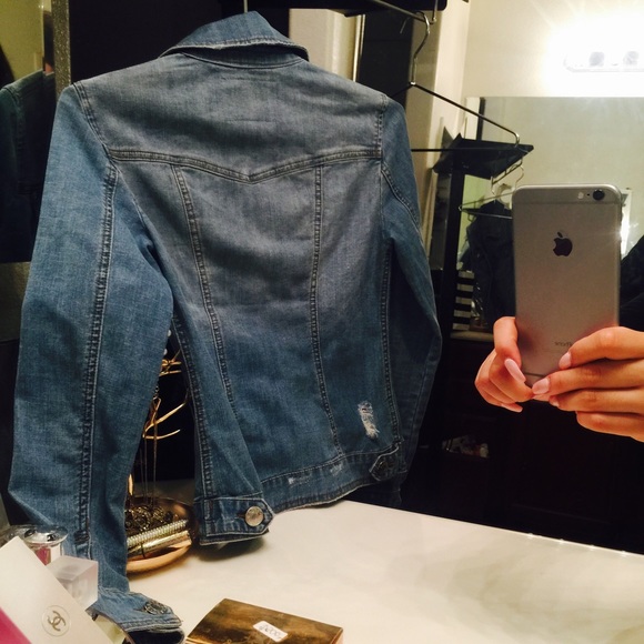 Brand new Guess Denim very cute Jacket - Picture 3 of 3