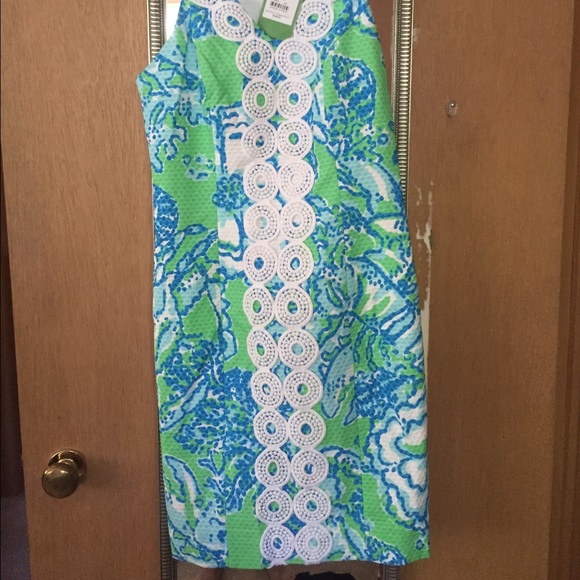 SOLD NWT Lilly Pulitzer shift dress in Go Go Green - Picture 2 of 4