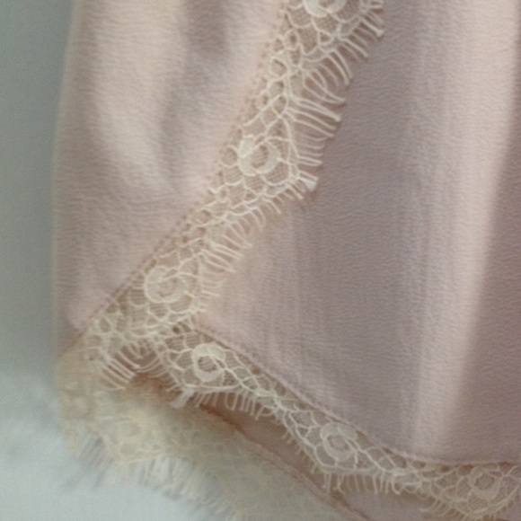 🚫SOLD🚫LUSH lace shorts - Picture 3 of 4