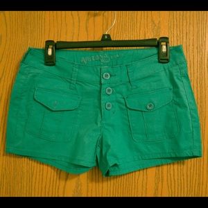 Arizona size 5 shorts