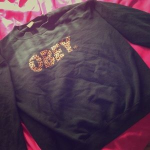 Obey sweater