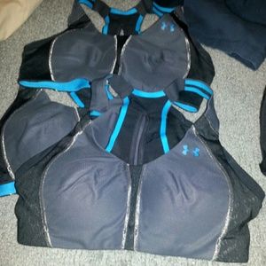 3 Under armour sports bras(bundle)