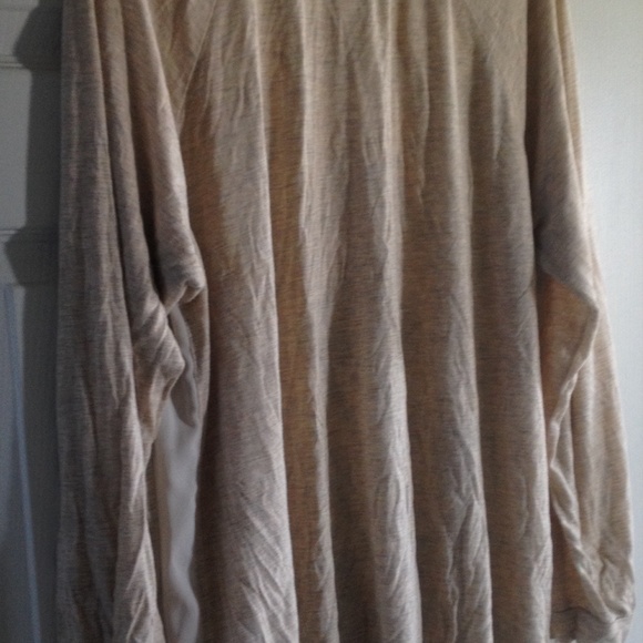 Soft Aztec Long Sleeve Top - Picture 3 of 3