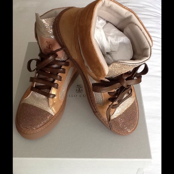 Brunello Cucinelli Beaded-Toe Hi-Top Sneakers