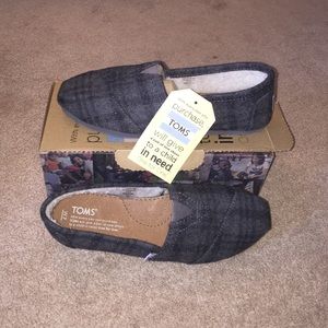 BRAND NEW TOMS NEVER WORN!!!