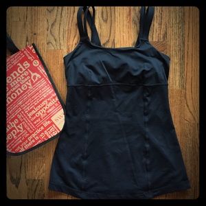 Lululemon black tank with built in bra