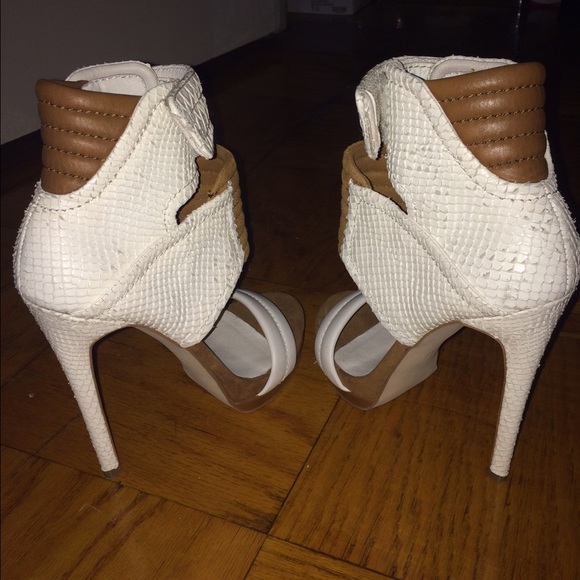 MIA Limited Edition "Rocco" - Picture 4 of 4