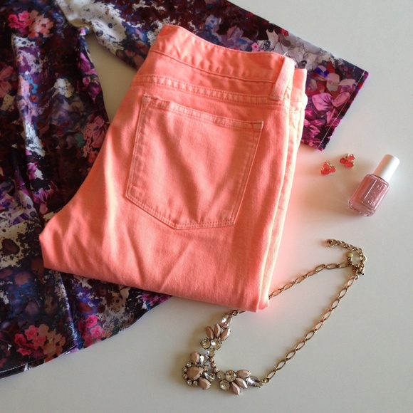 J. Crew Denim - 🍑HP! J. Crew coral toothpick ankle jeans
