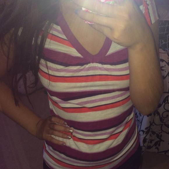 v neck