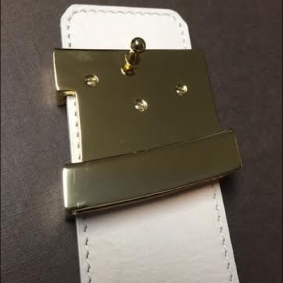 White Louis Vuitton Belt - Picture 3 of 4