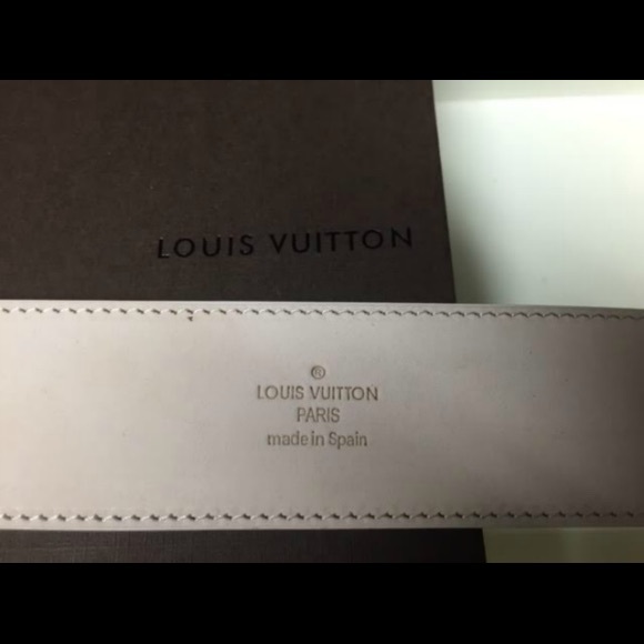 White Louis Vuitton Belt - Picture 2 of 4