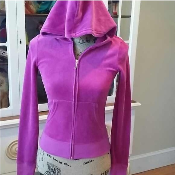 TRADED - Picture 2 of 3