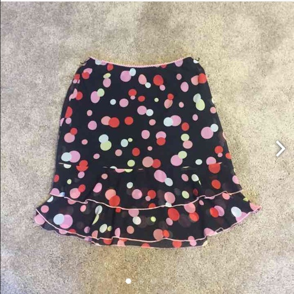 Thin and flowy skirt - Picture 1 of 4