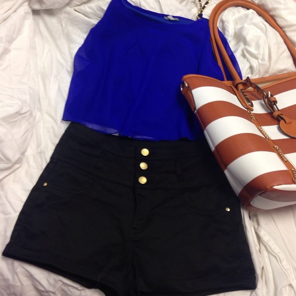 Black high wasted shorts - Picture 1 of 3