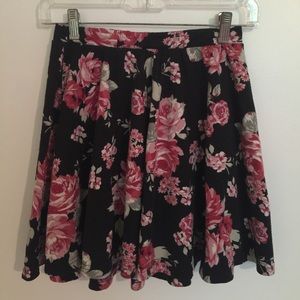 Cotton on skater skirt!