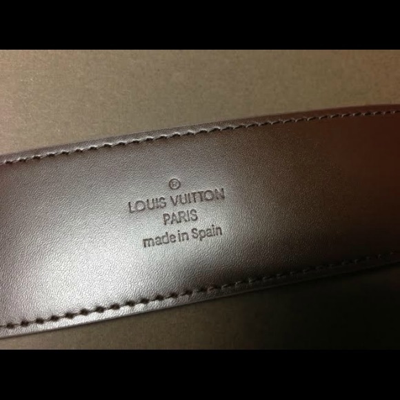 Louis Vuitton Belt - Picture 2 of 3