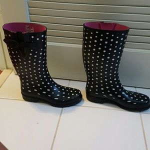 Polka dot rainboots