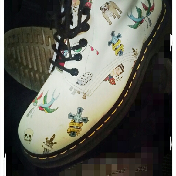 Dr. Martens womans