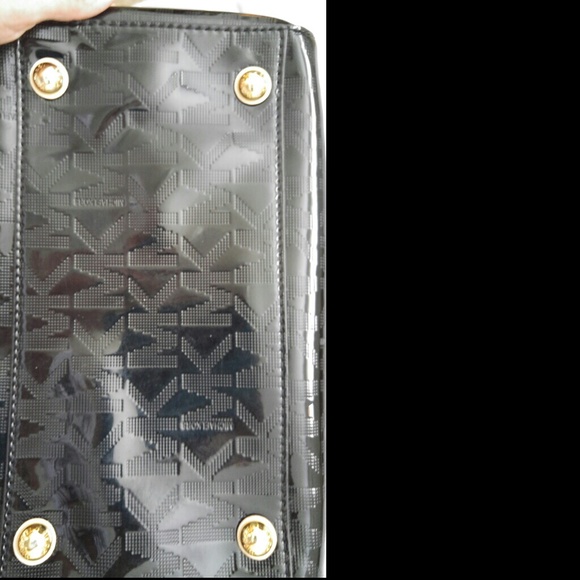 Reserved @ctg.... Michael kors purse - Picture 4 of 4