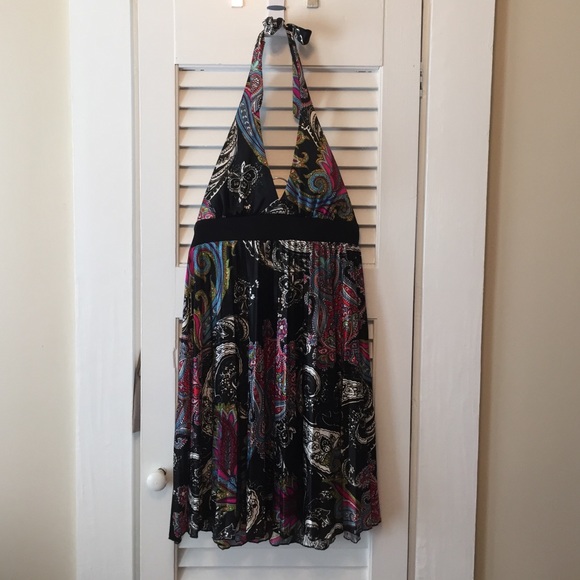 Paisley halter pleated dress