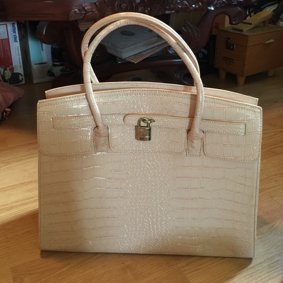 Peach tote bag