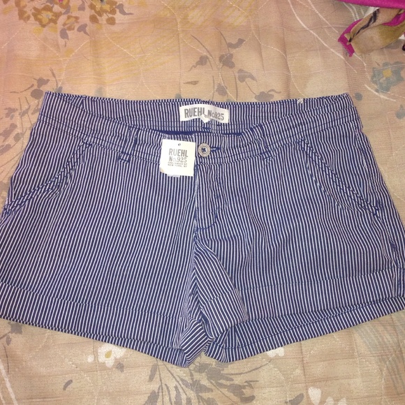 Ruehl No.925 Pants - NWT Ruehl No.925 pinstripe shorts 4