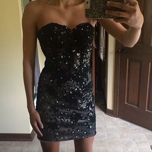 Gorgeous black dress