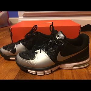Nike Women's Air Extreme Volleyball shoes