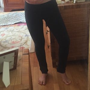 Lululemon skinny groove pant II