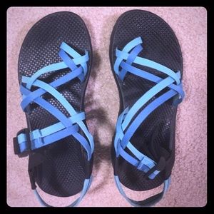 Size 9 Blue Chacos