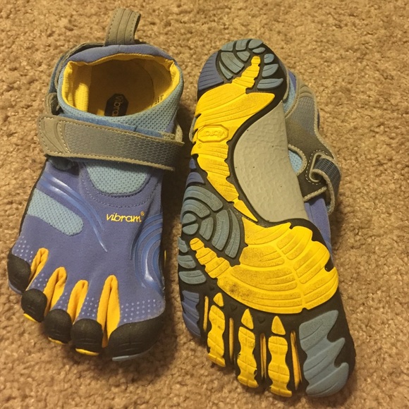 Vibram toe shoes