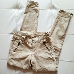 Old Navy Rockstar Khaki Skinny Jeans