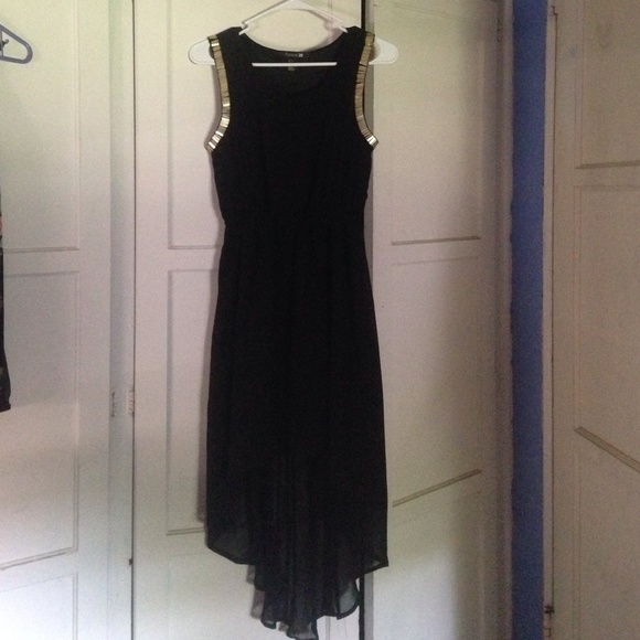 Forever 21 black dress