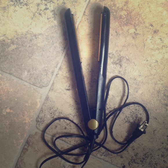 Hair straightener