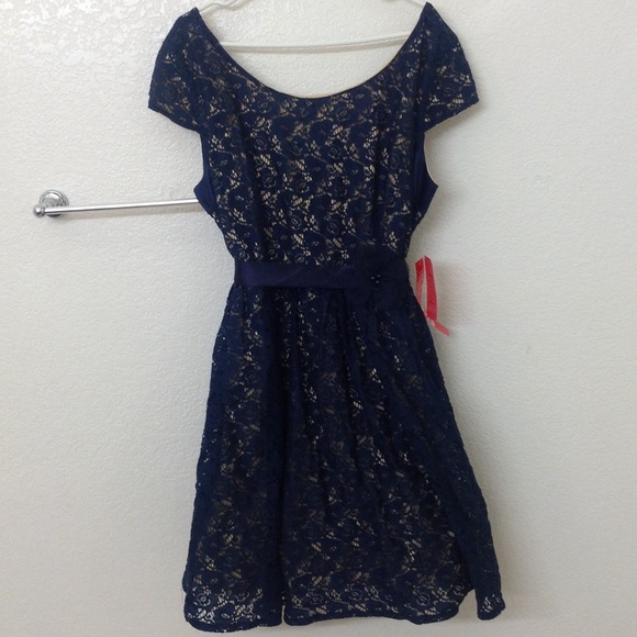 Pompous Girly Dresses & Skirts - Navy Lace Dress W/ Nude Lining- Size 18W