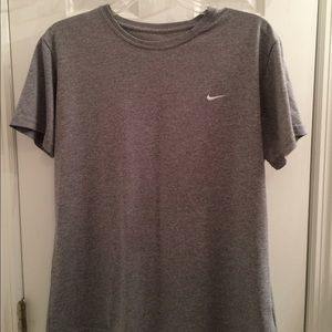 Nike Dri-fit Gray Shirt Size XL