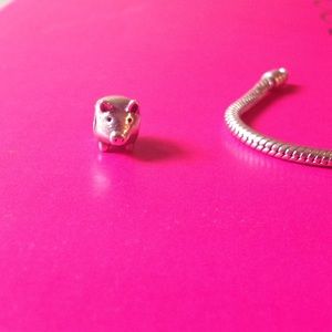 Chamilia piglet charm