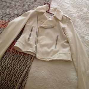 White motorcycle jacket side zip