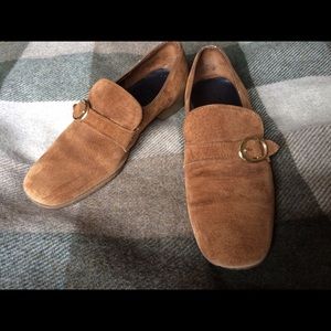70s Vintage Tan Suede Loafers Hush Puppies