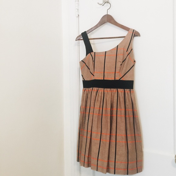 Asymmetrical 50's inspired linen dress