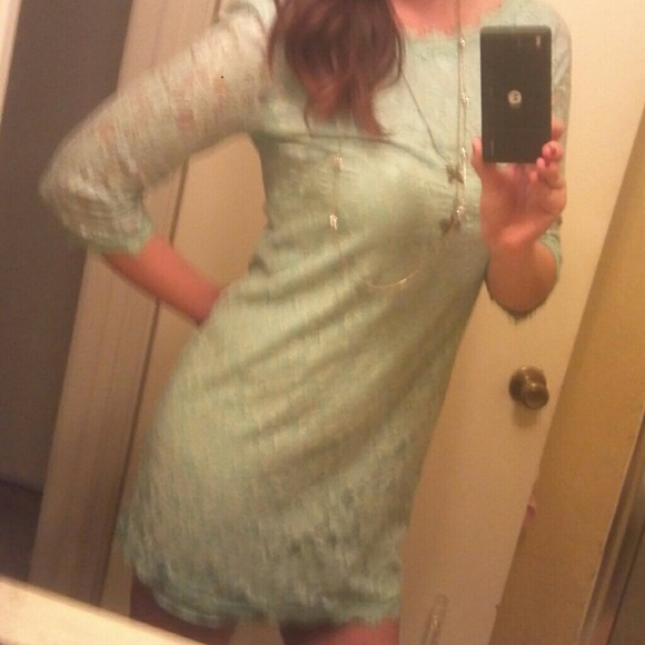 Trendy mint green lace dress