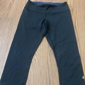 Lululemon Yoga crops