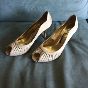 Nina pumps. Size 10