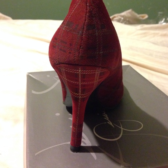 Shoes - Picture 2 of 2