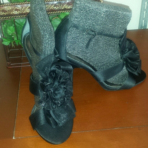 Classy Nina Shoes..GuC