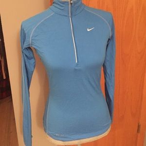 Nike pullover
