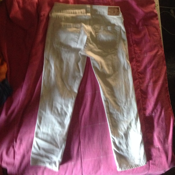 White true religion Capri pants