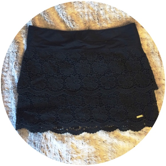 Manhattan Beach mini skirt