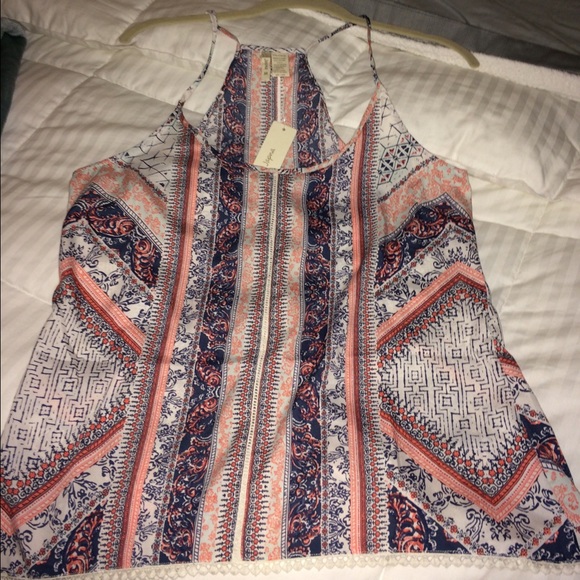 Flowy Top - Picture 2 of 4